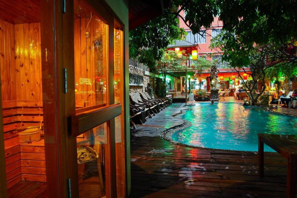 查查邦郎姆普胡别墅酒店 曼谷 外观 照片